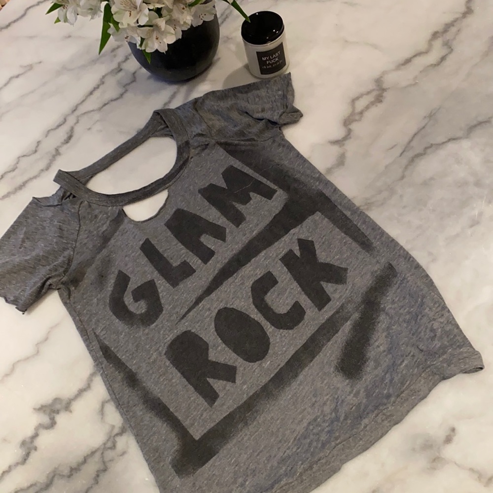 Chaser Distressed T-Shirt